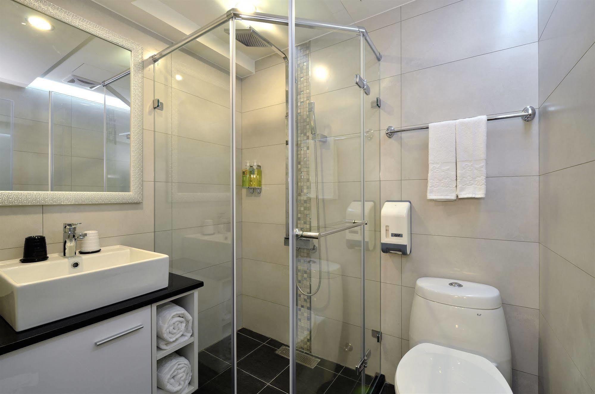 New Stay Inn II - Nanxi Taipei Extérieur photo