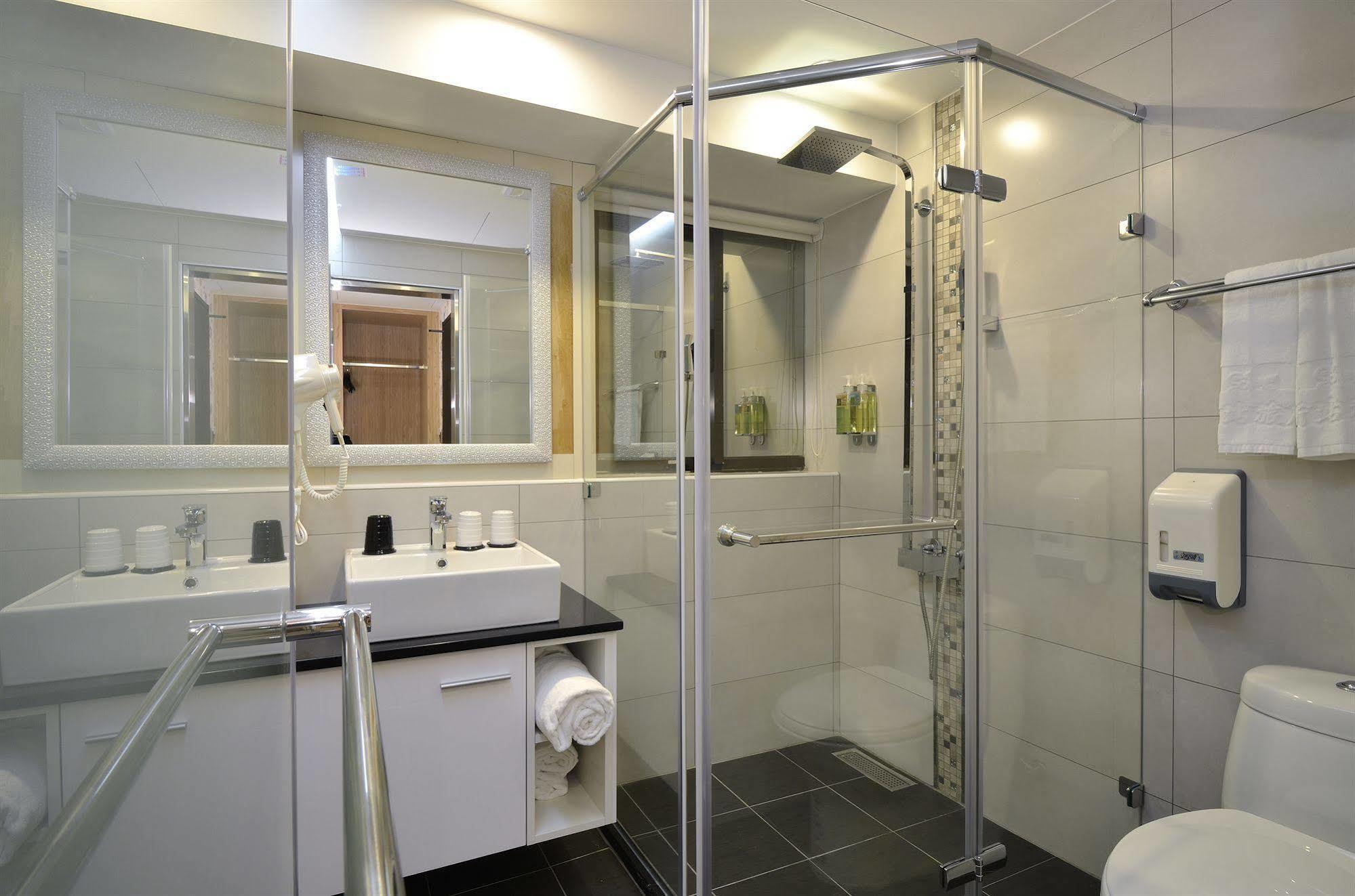 New Stay Inn II - Nanxi Taipei Extérieur photo
